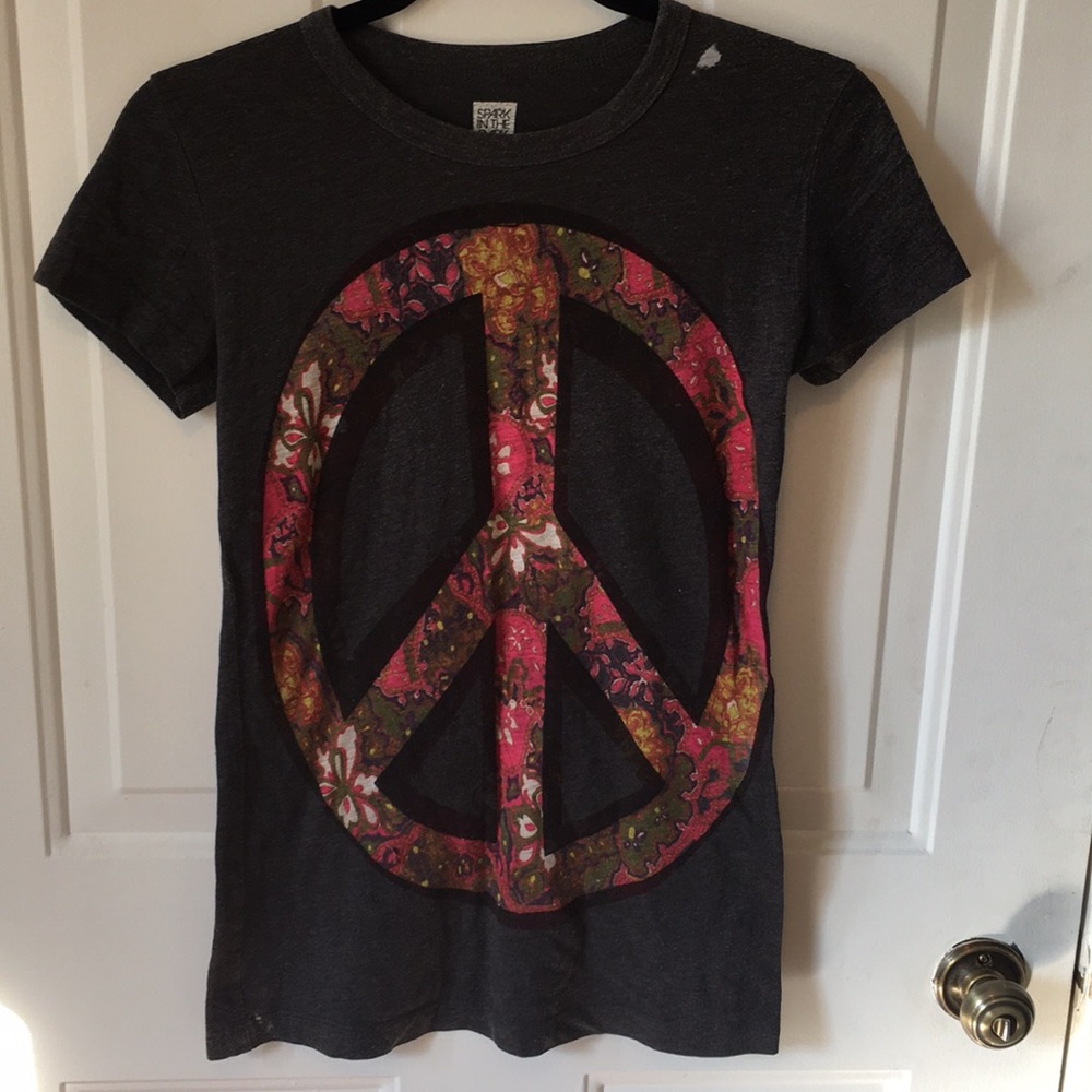 Urban Outfitters peace sign Tee